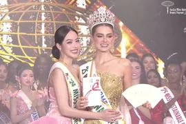 Dấu ấn đẹp của 2 đại diện Việt Nam tại đấu trường "Hoa hậu Quốc tế 2025"