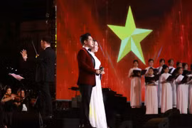 Bản hòa ca xúc động về Thủ đô ngàn năm văn hiến và đất nước anh hùng