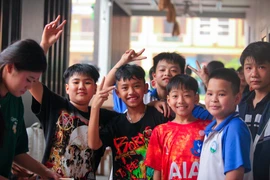 Hành trình "Nguyệt Vũ" lan tỏa yêu thương và văn hóa đọc 