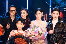 Mars Anh Tú nói lý do "không ngoại lệ" trong công việc với 2 con gái