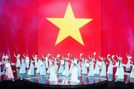 Đêm chung khảo "Hoa hậu Việt Nam 2024": Ấn tượng, mãn nhãn, có thêm màn hô tên 