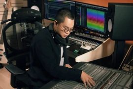 Cường Tống - "quái kiệt" nhạc phim Hoa ngữ chính thức "chào sân" nhạc Việt