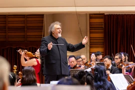 Khán giả phấn khích và nồng nhiệt với đêm nhạc "Tchaikovsky Night" tại Hà Nội