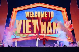 Hoàng Bách xúc động chia sẻ về 2 ca khúc tự sáng tác và niềm vinh dự đặc biệt