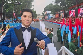 NSND Quốc Hưng: "Hát trong ngày Đại lễ 30/4 là điều đặc biệt nhất trong đời nghệ sĩ!"