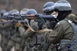 Cố vấn quân sự Thổ Nhĩ Kỳ huấn luyện lính đánh thuê gần Crimea