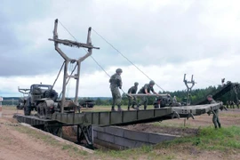 Bộ Quốc phòng Nga phát triển cầu tàng hình tự tháo lắp 