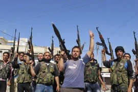 Hơn 1.200 tay súng đối lập ký thỏa thuận ngừng bắn với chính quyền Syria