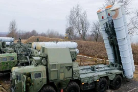 Nga ấn định thời điểm bàn giao tên lửa S-300 đầu tiên cho Iran