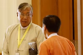Quốc hội Myanmar bầu giáo sư đại học U Htin Kyaw làm tổng thống mới