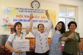 Sôi nổi hội thi nấu ăn phụ nữ cụm thi đua số 4 và 5 CATP. Hà Nội