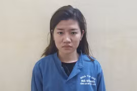 Từ sinh viên bán dâm trở thành "tú bà"