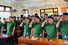 Công an các địa phương noi gương dũng cảm, chia sẻ đau thương với gia đình 3 cán bộ chiến sỹ hy sinh