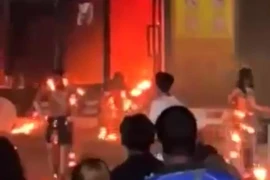 Cháy tại hộp đêm Thái Lan, nhiều người như ngọn đuốc sống