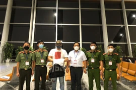 Gây án ở Hàn Quốc trốn sang Việt Nam cũng không thoát