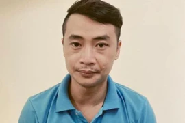 Vờ mua hàng rồi lừa đảo chiếm đoạt tài sản