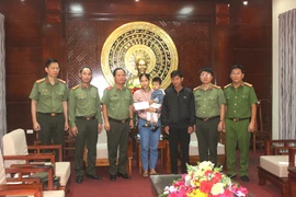 Công an Hà Nội chia sẻ khó khăn, mất mát với nhân dân, cán bộ Công an tỉnh Quảng Trị bị hy sinh, thiệt hại do mưa lũ 