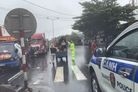 Thông xe trên tuyến Quốc lộ 1 sau bão số 9