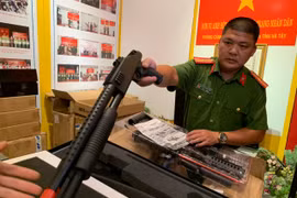 Thu giữ hàng trăm khẩu súng đồ chơi bắn đạn nhựa, đạn nở siêu “khủng”