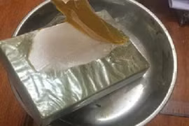 Giấu heroin trong bao gạo cũng không qua được mắt của Cảnh sát giao thông