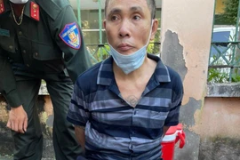 Bắt đối tượng có 5 tiền án giấu ma tuý... trong quần lót