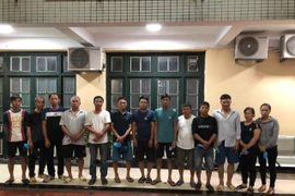 Hót trọn ổ “ cát tặc” trong đêm mưa bão giữa mùa Covid-19