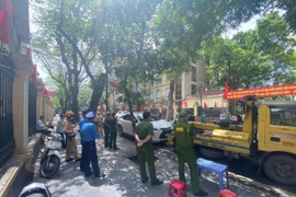 Thanh tra Giao thông vận tải nói gì về vi phạm của tài xế xe Lexus trên phố Tràng Thi