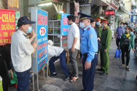 Giải quyết triệt để các vi phạm về trật tự giao thông, đô thị