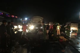 Kiểm tra nồng độ cồn, ma túy của cả hai lái xe trong vụ tai nạn khiến 20 người thương vong