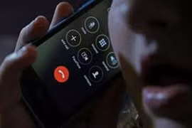 Nghe một cuộc điện thoại, mất ngay nhiều tỷ đồng