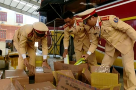 Cảnh sát giao thông toàn quốc đồng loạt ra quân bảo vệ Tết Nguyên đán 2021