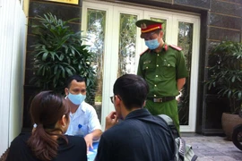 Phạt 7,5 triệu đồng, quán lẩu bán hàng quá giờ trong lúc dịch Covid-19 phức tạp