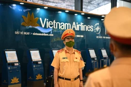 Video: Chi viện CSGT vào TP Hồ Chí Minh để chống dịch Covid-19 