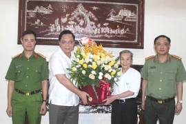 Những đóng góp của các thế hệ lãnh đạo CATP Hà Nội là tài sản vô giá của Công an Thủ đô