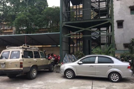 Video "siêu trộm" khai nhận thuê xe cẩu đi trộm 2 ô tô giữa ban ngày