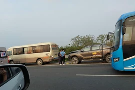 Tai nạn liên hoàn 4 xe ô tô, ùn tắc kéo dài trên cao tốc Pháp Vân - Cầu Giẽ