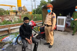 Đi xe máy trộm cắp ở Thanh Hóa ra Hà Nội thì bị bắt