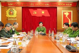 Đẩy mạnh vận động thu hồi và đấu tranh với tội phạm, vi phạm pháp luật về pháo