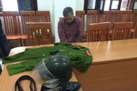 Clip: lái xe Grab giả danh công an khai nhận hành vi lừa đảo 'chạy án'