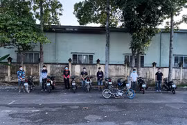 Vây bắt hàng chục “ quái xế” tụ tập gây rối trong đêm