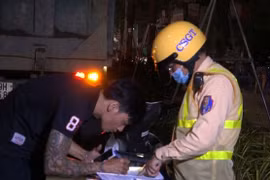 Xử phạt gần 160 “hung thần” xe tải trong đêm