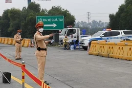 Tăng cường kiểm tra nồng độ cồn tại các điểm vào đường cao tốc