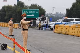 Tăng cường kiểm tra nồng độ cồn tại các điểm vào đường cao tốc