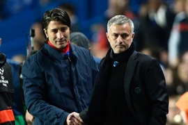 Mourinho nói gì sau trận thua muối mặt?