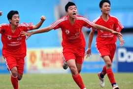 44 đội đã đăng ký dự Giải bóng đá học sinh THPT - Báo ANTĐ lần thứ XIII - cúp Mobifone