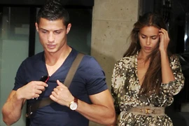Ronaldo làm người yêu - siêu mẫu Irina Shayk "dính" bầu