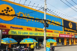 Trộm đột nhập cửa hàng điện máy, "cuỗm" hàng chục Iphone