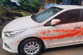  Hàng loạt xe ô tô ở Hà Nội bị tạt sơn có được bảo hiểm bồi thường?