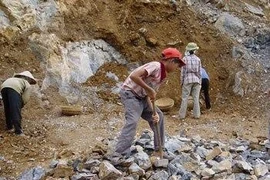 Từ 15-3: Muốn thuê lao động dưới 15 tuổi phải xin lý lịch tư pháp