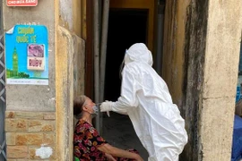 Trở lại tâm dịch Thanh Xuân Trung nghe gia đình có gần chục F0 kể chuyện